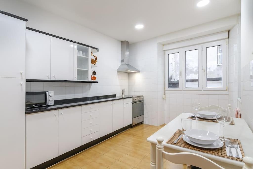 Cultura Y Gastronomia En El Casco Viejo Apartment Bilbao Ngoại thất bức ảnh