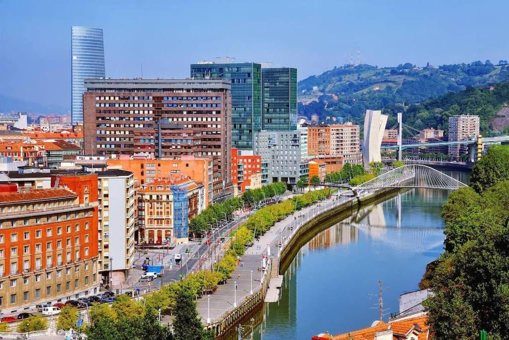 Cultura Y Gastronomia En El Casco Viejo Apartment Bilbao Ngoại thất bức ảnh