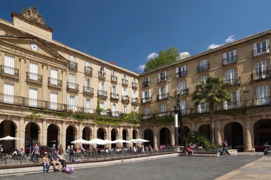 Cultura Y Gastronomia En El Casco Viejo Apartment Bilbao Ngoại thất bức ảnh